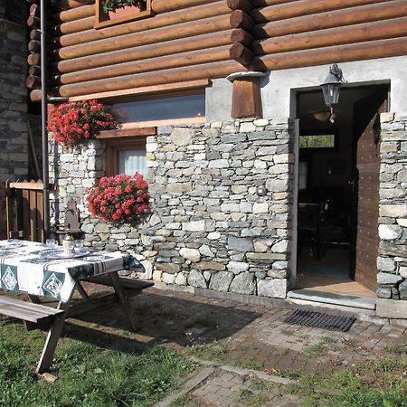 Miramonti Hotel Valtournenche Bagian luar foto