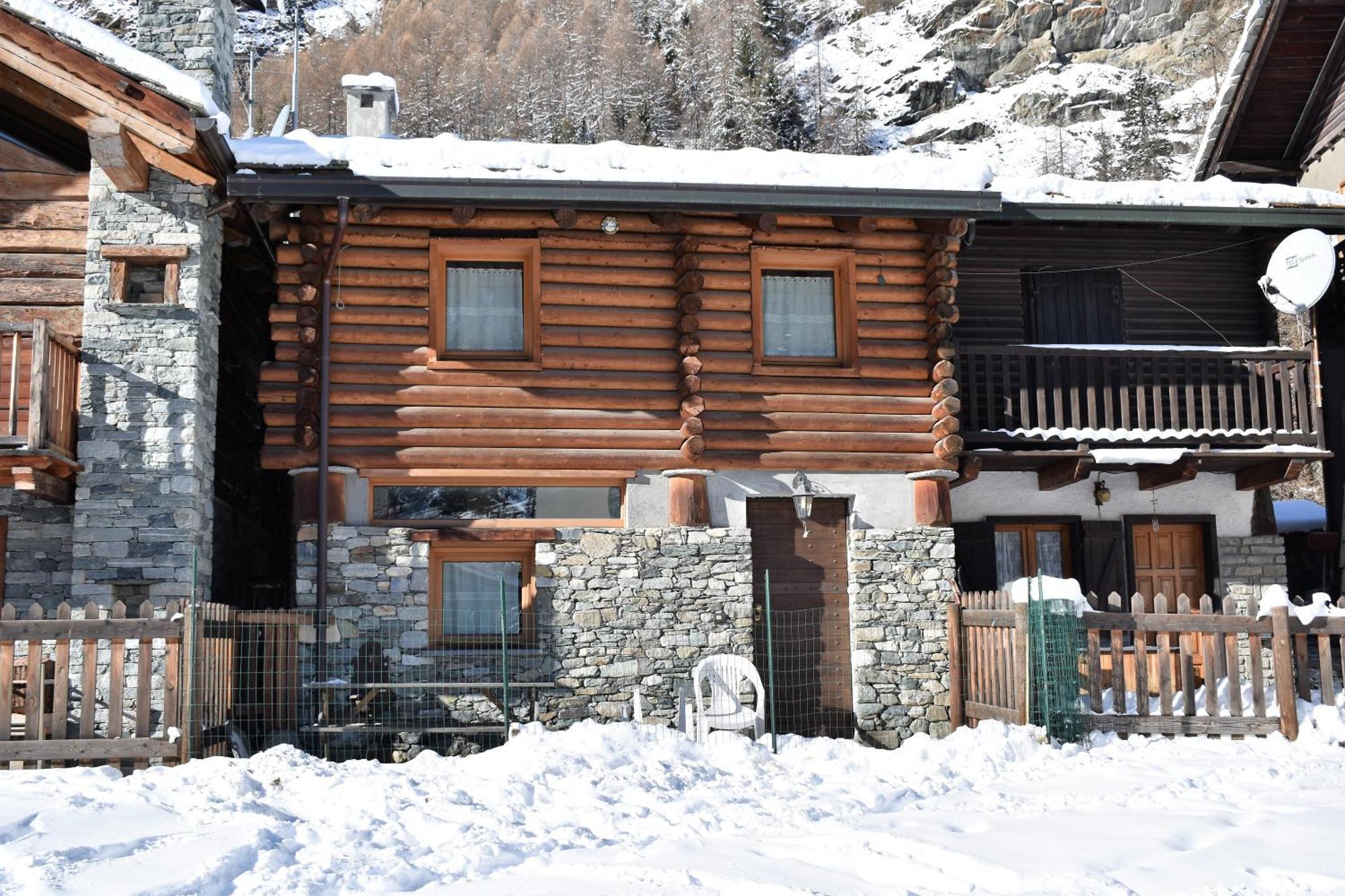 Miramonti Hotel Valtournenche Ruang foto