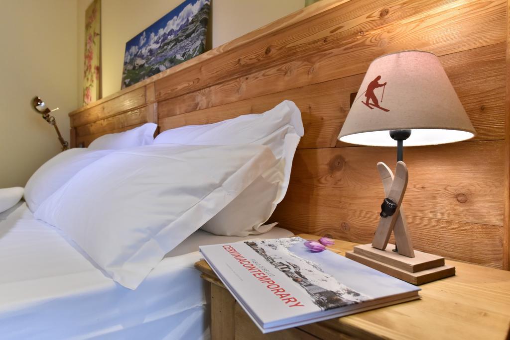 Miramonti Hotel Valtournenche Bagian luar foto