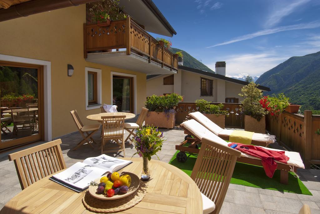 Miramonti Hotel Valtournenche Bagian luar foto