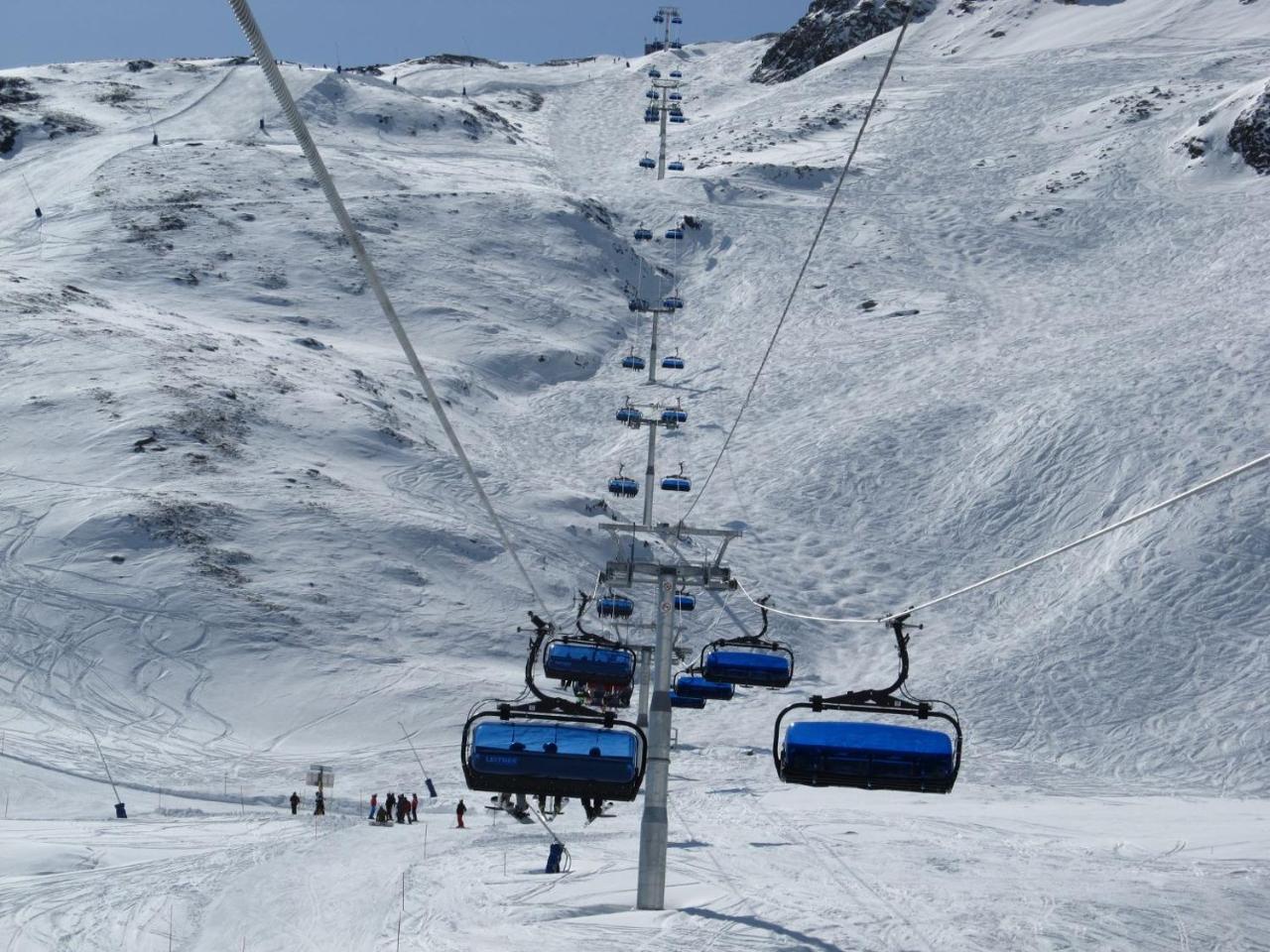 Miramonti Hotel Valtournenche Bagian luar foto